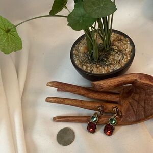 ❤️💚Red and green Clip on earrings 💚❤️